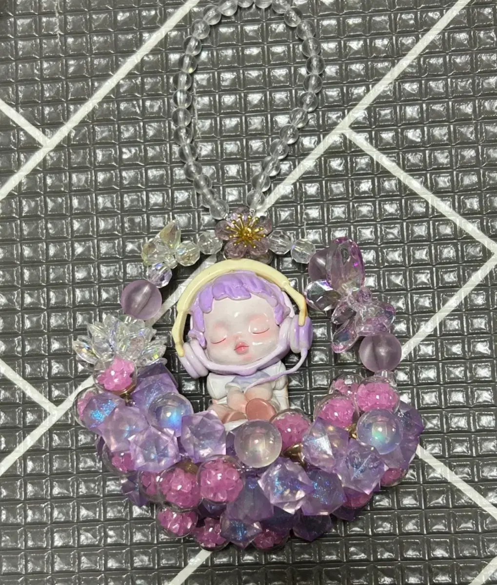 IU 꽃갈피, 꽃갈피 둘 アルバム まとめ売り フォトブック付き IU - 꽃갈피 둘 (A Flower Bookmark) (Album Cover) : r/kpop